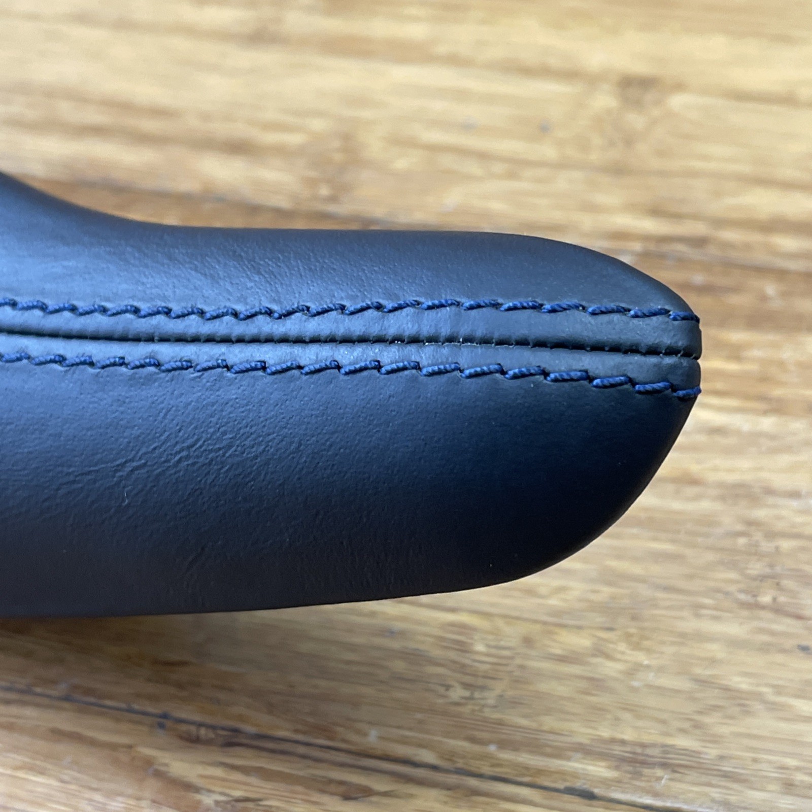 2018-2023 Ferrari Portofino F164 Front Right Interior Grab Handle OEM *NOTE*