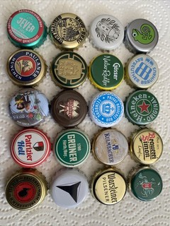 (3) 20 verschiedene Kronkorken Sammlung Selten siehe Bild