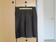 Vintage Skirt, Tailored and Hand Sewn, 100 Fine Wool, Color: Brown, Pleated