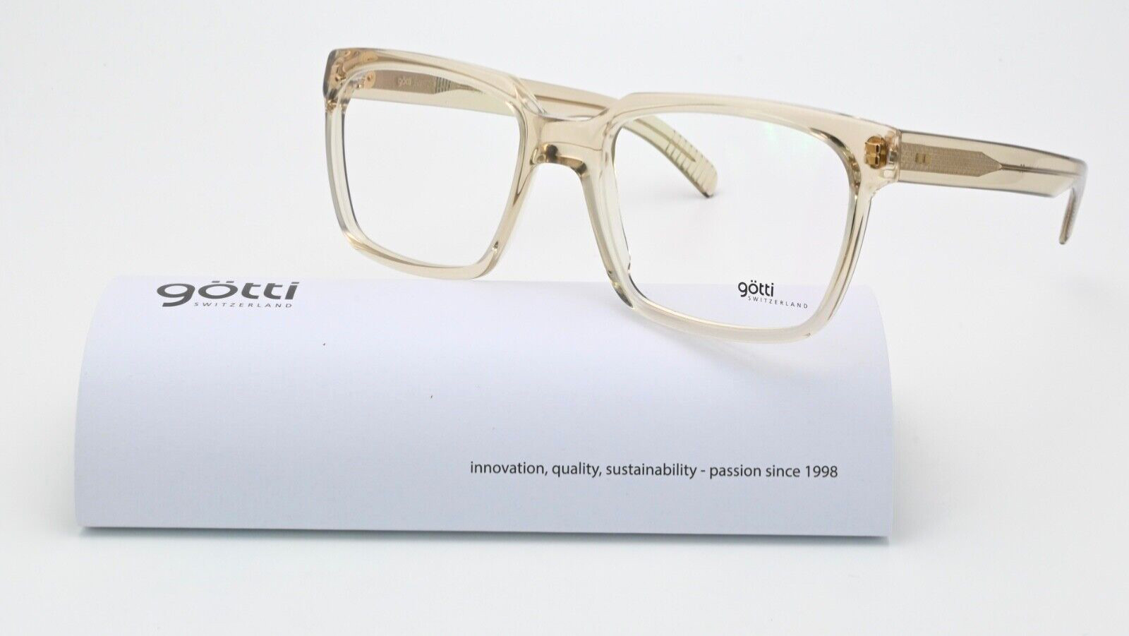 GÖTTI ШВЕЙЦАРИЯ Brille Hahns CBR Glanz Прозрачный бежевый золотой Viereck Acetat L