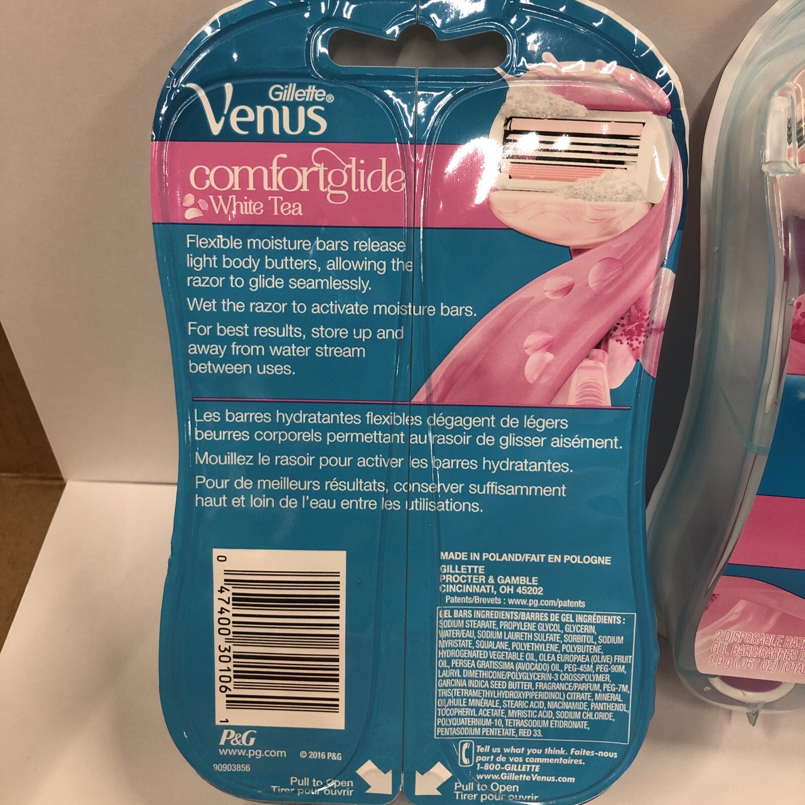 4-Gillette Venus Comfortglide 3 Blade Disposable Razors, White Tea, 2 Twin Packs