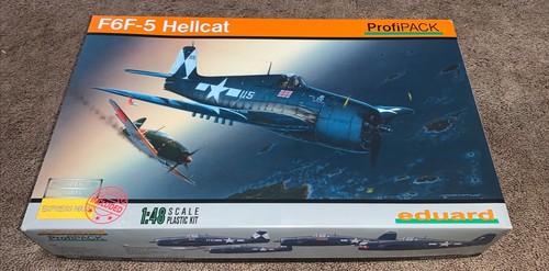 Eduard 8222 1/48 F6F-5 Hellcat ProfiPack Kunststoff Modellbausatz