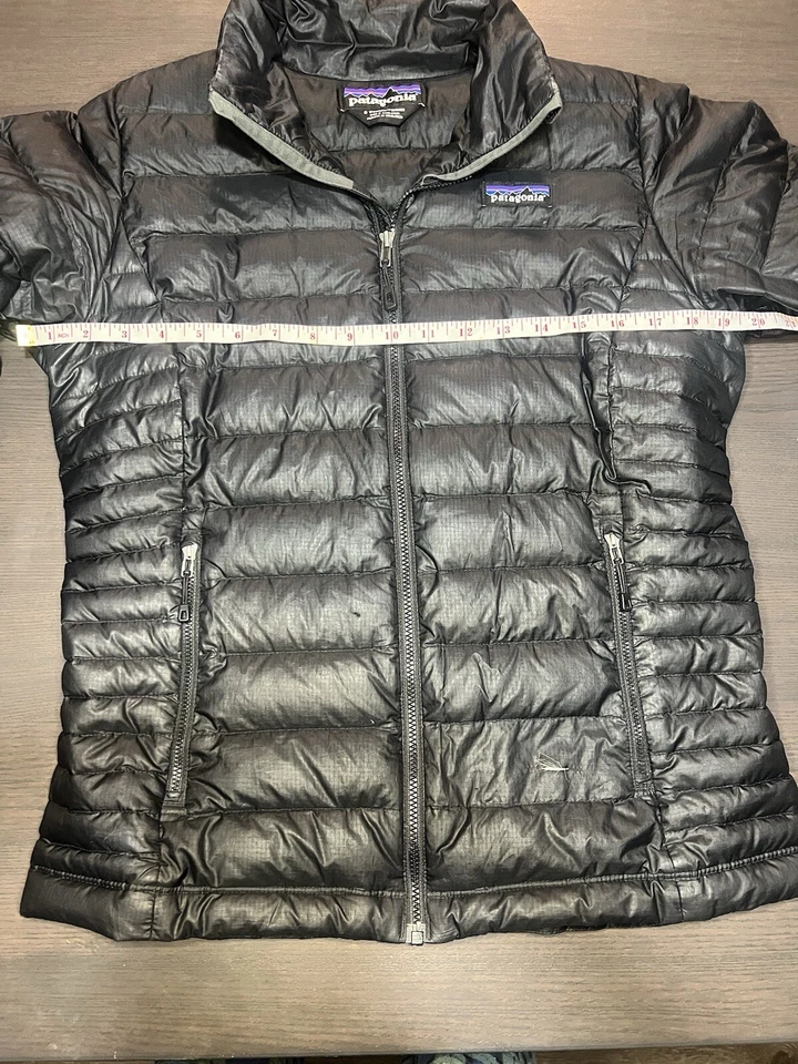 Womens Patagonia Black 800 Down Fill Puffer Full Zip Coat Jacket Size Small - Image 3 of 4