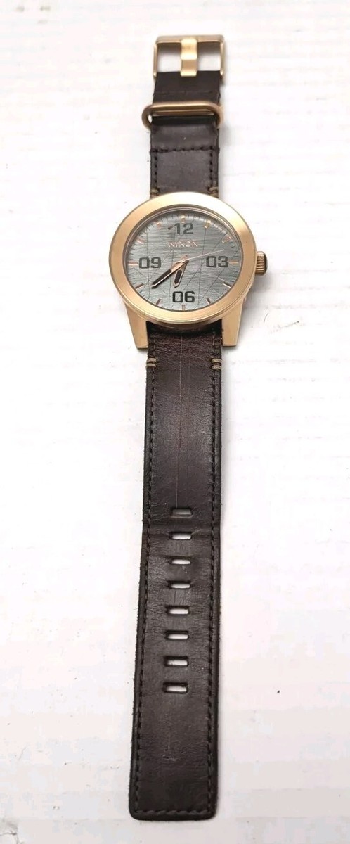 【美品】NIXON TAKE CHARGE THE CORPORAL Corporal Stainless Steel Watch | Silver / Gunmetal | Men's