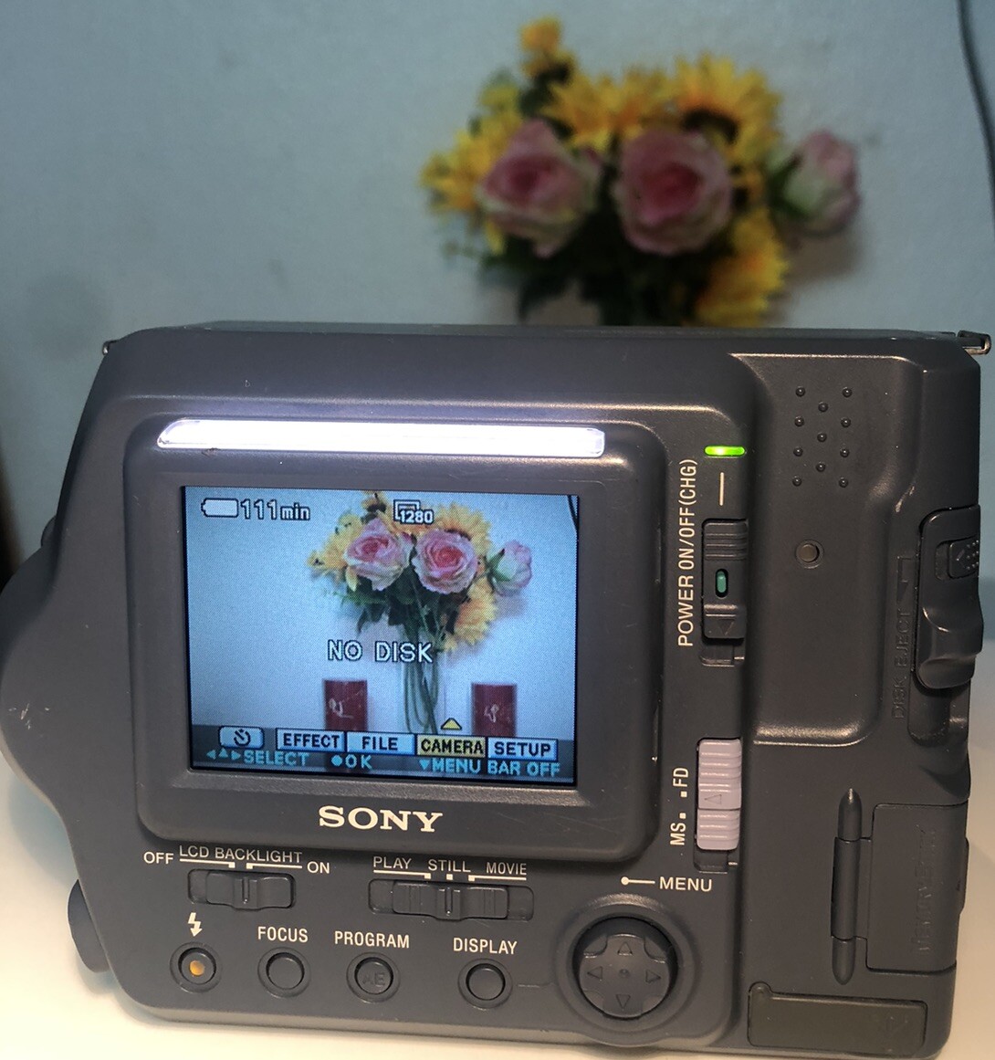 Sony Mavica MVC-FD100 1.2MP Digital Camera-Dual Media, Made In