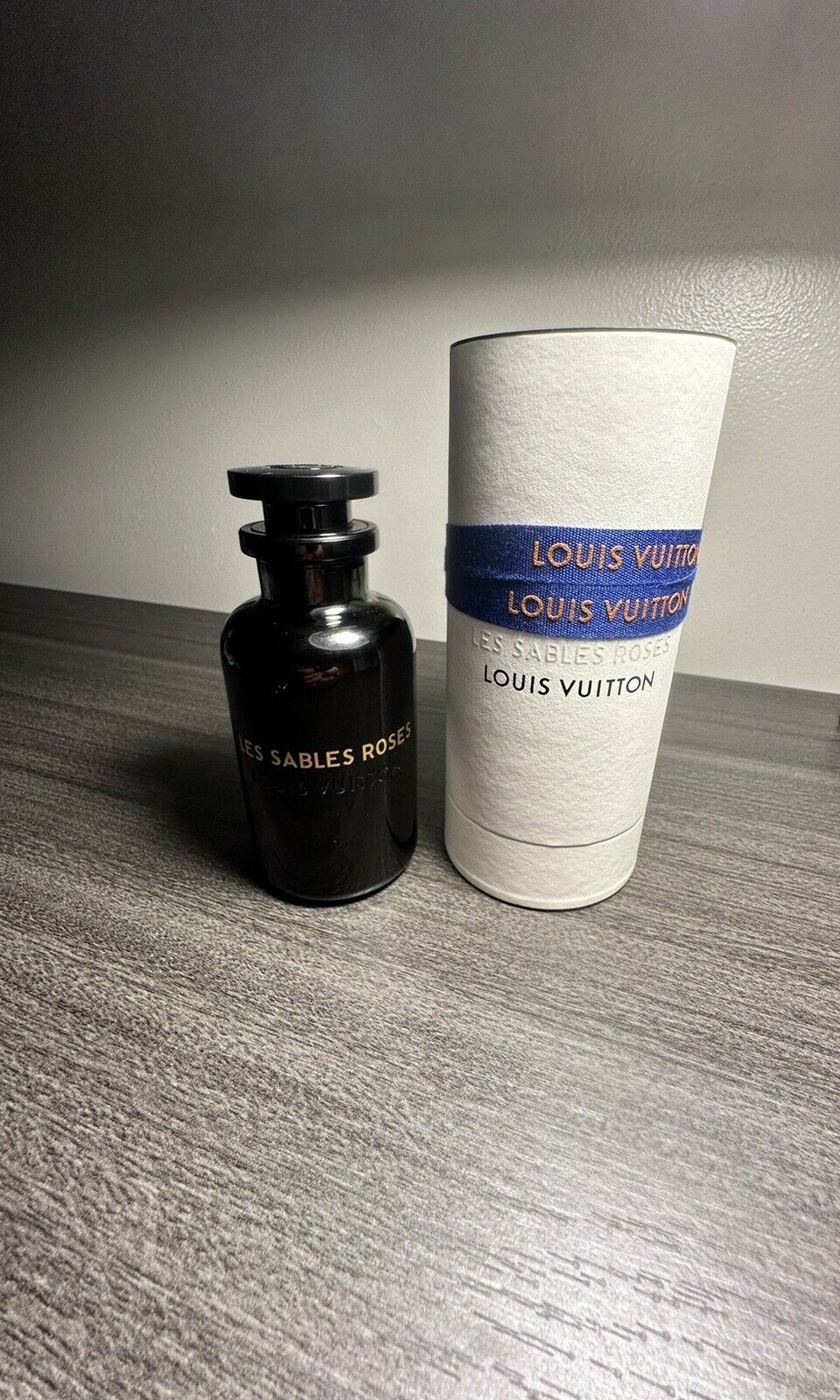 LOUIS VUITTON LES SABLES ROSES Oud Eau De Parfum for Men &