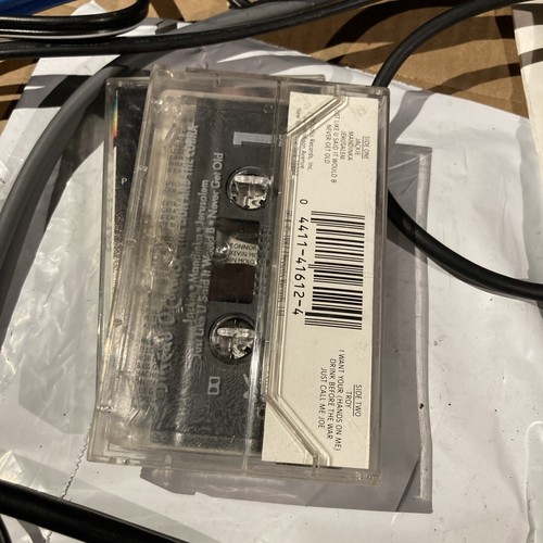 Sinead O'Connor The Lion and the Cobra 1987 Cassette - Picture 2 of 2
