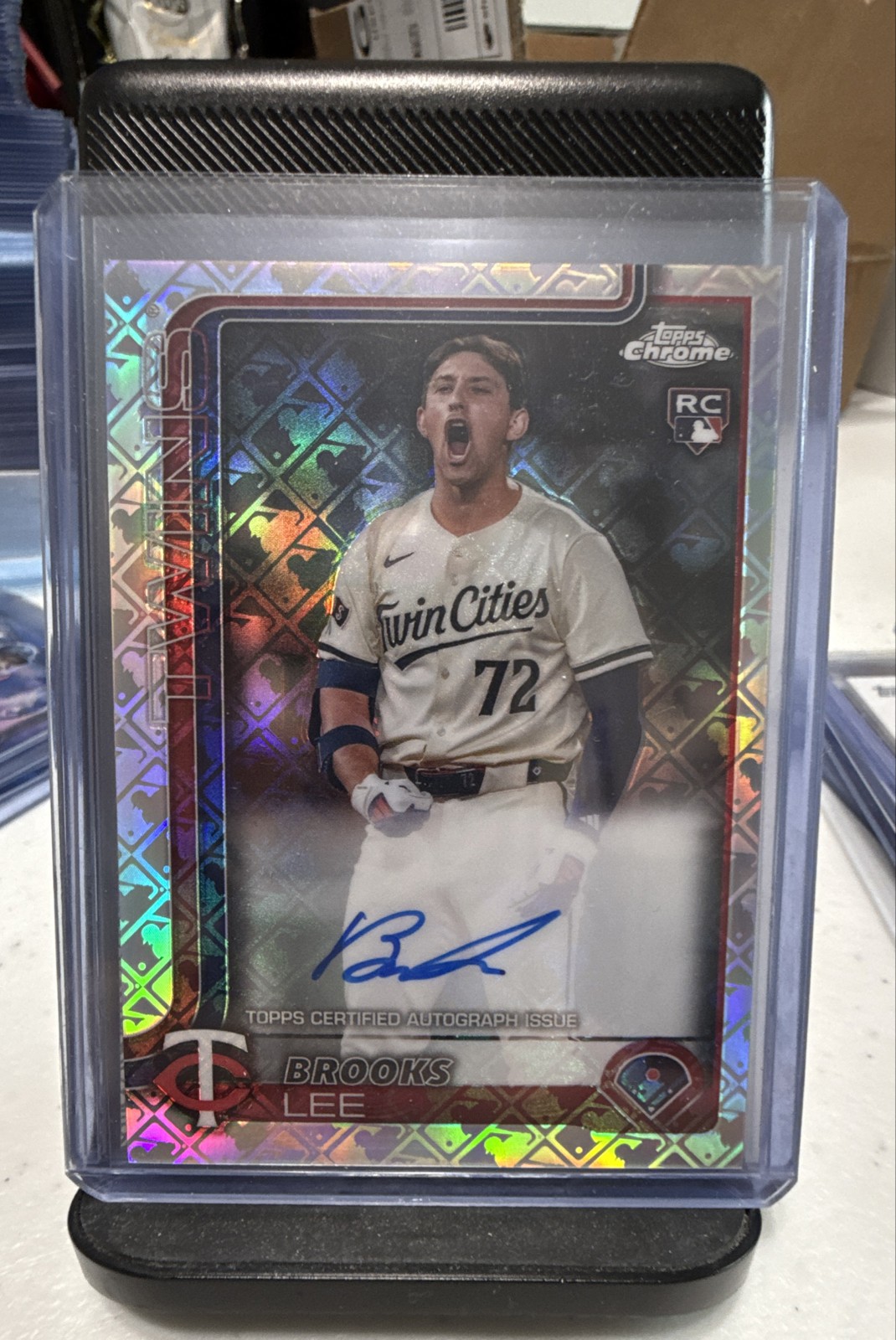 2025 Topps Chrome Logofractor Edition - Rookie Autographs Brooks Lee #RA-BL (AU,