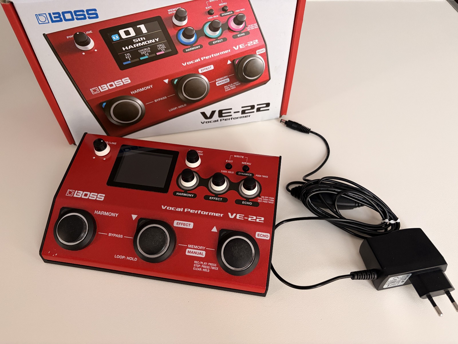 BOSS VE-22 Vocal Performer + alimentatore originale + scatola