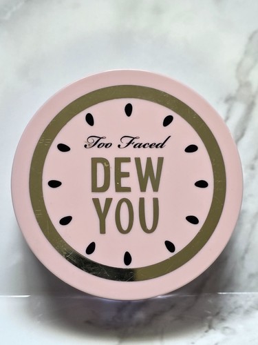 Too Faced Dew You TRANSLUCENT RADIANT PEARL Setting Powder (0.31 oz.) - Picture 5 of 5