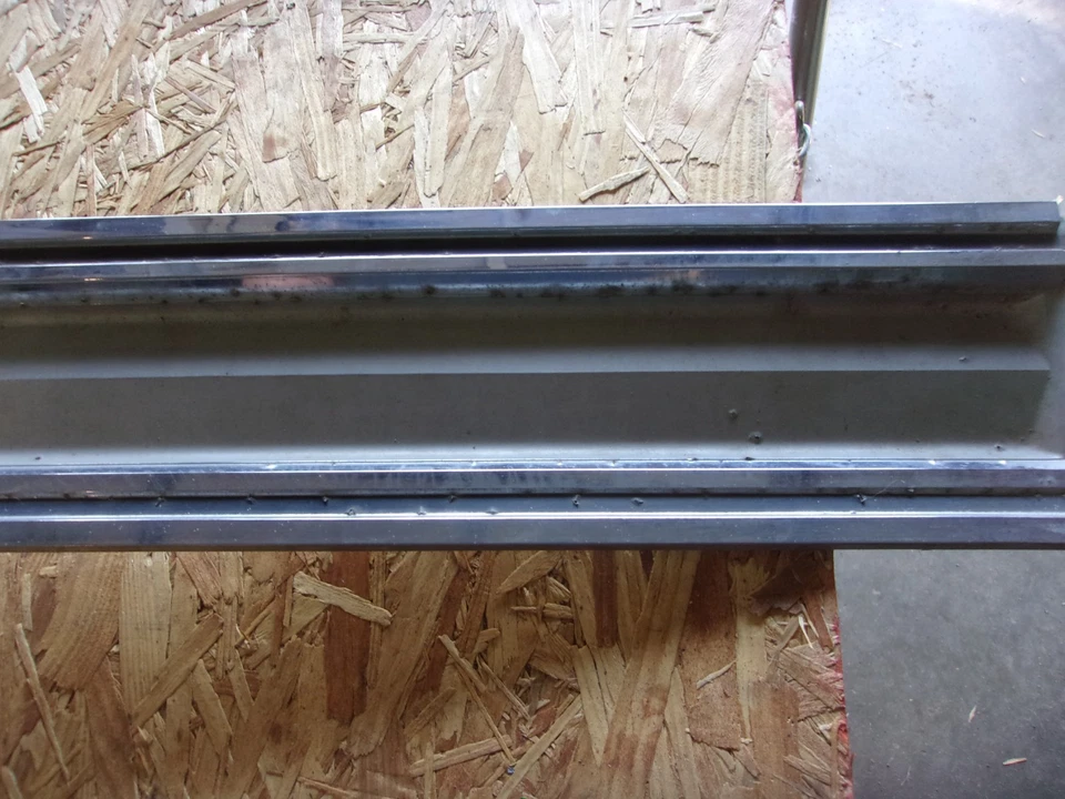 1965 Buick Special tail panel moulding 4488536 - Image 4 of 4