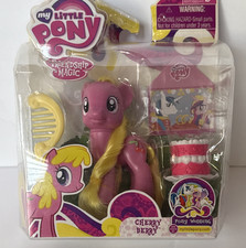 NUEVO My Little Pony G4 CHERRY BERRY Friendship is Magic Pony Cepillo para Pastel de Boda
