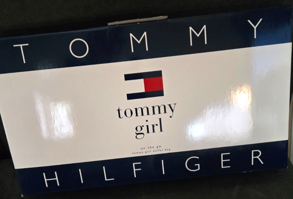 VTG. Tommy Hilfiger TOMMY GIRL On the Go Travel Casual  Duffel Bag  Strap NEW - Image 2 of 4