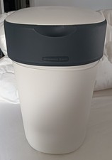 Tommee Tippee Twist & Click Advanced Nappy Disposal System With 2 Nappy Refills