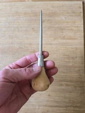 Vintage Cresent Tool Co. No.73 Scratch Awl Wood Handle Made in USA (ref2)