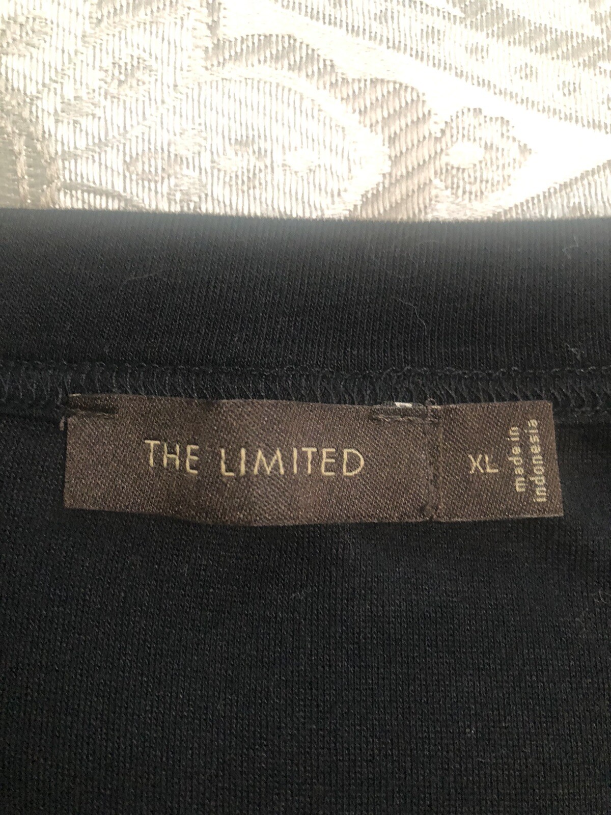 WORN 1x! THE LIMITED Versatile Basic Black Short-… - image 4