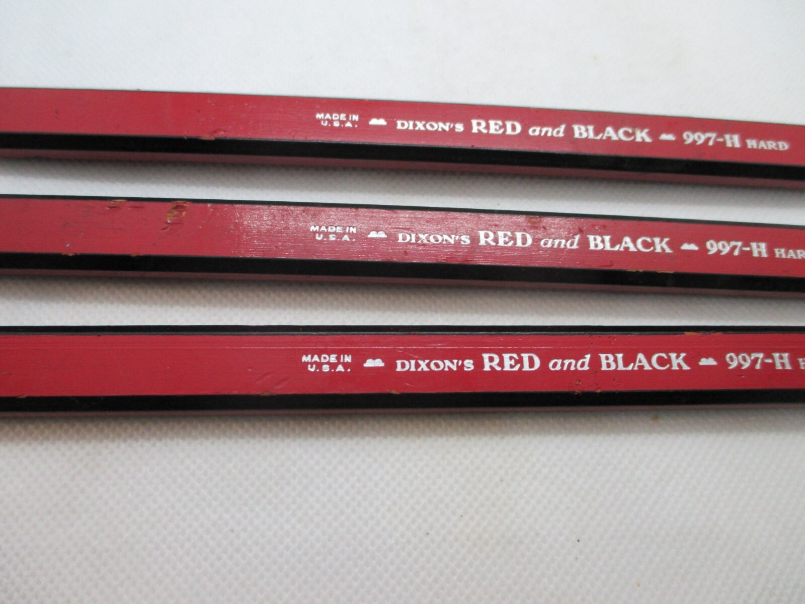 Set of 3 vintage Dixon's Red and Black carpenter pencils 997H USA