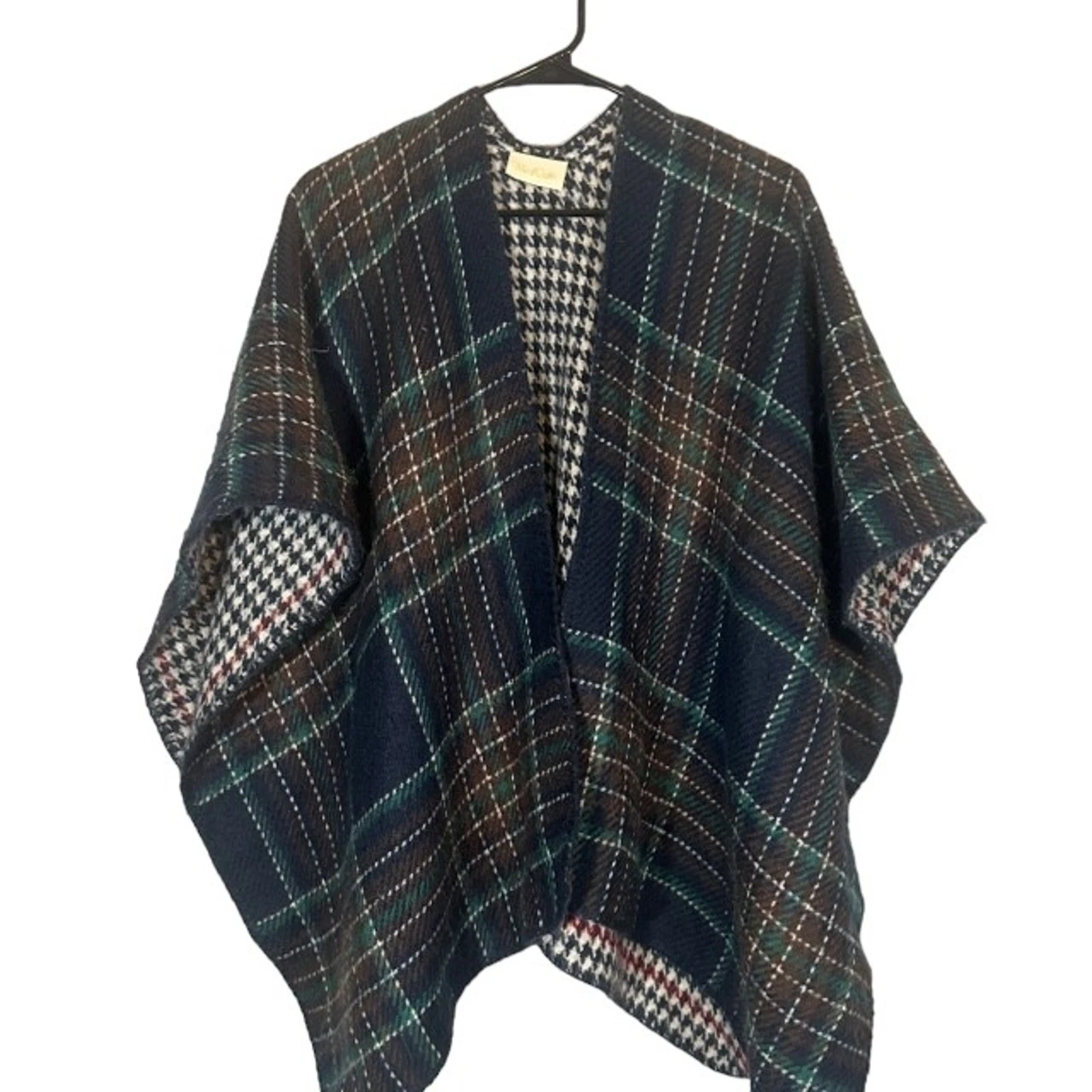 ModCloth Women’s Navy Blue Plaid Open-Front Knit Shawl Cardigan Poncho One Size
Opens in a new windo