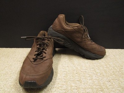 Brooks Addiction Walker Shores Men 10 Brown Leather Maximum Comfort Sneakers