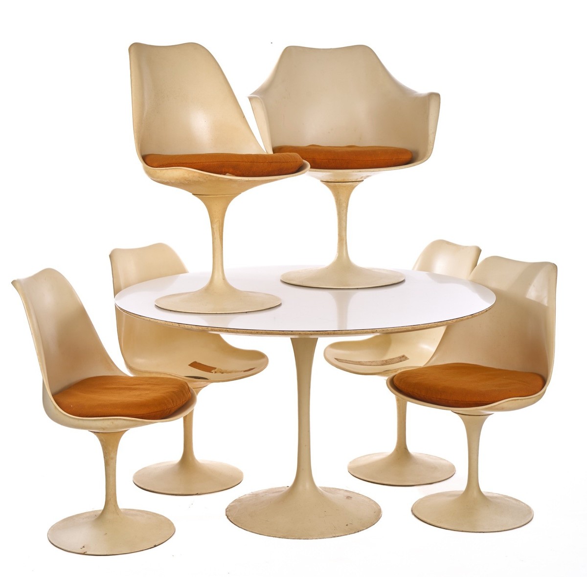 Vintage Knoll Saarinen Tulip Dining Set — 48” table chairs