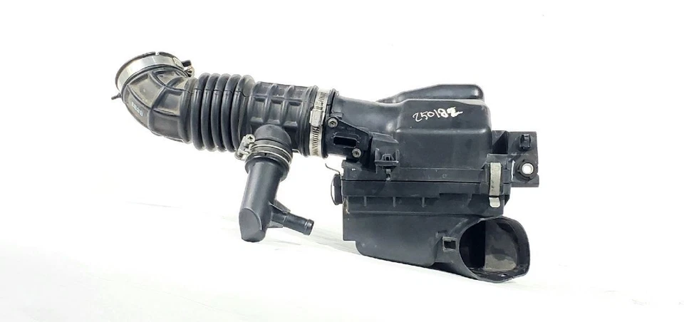 Nissan Sentra 2013 2014 2015 2016 fabricante de equipos originales filtro de aire con tubo 1,8 L Foto 3 de 4