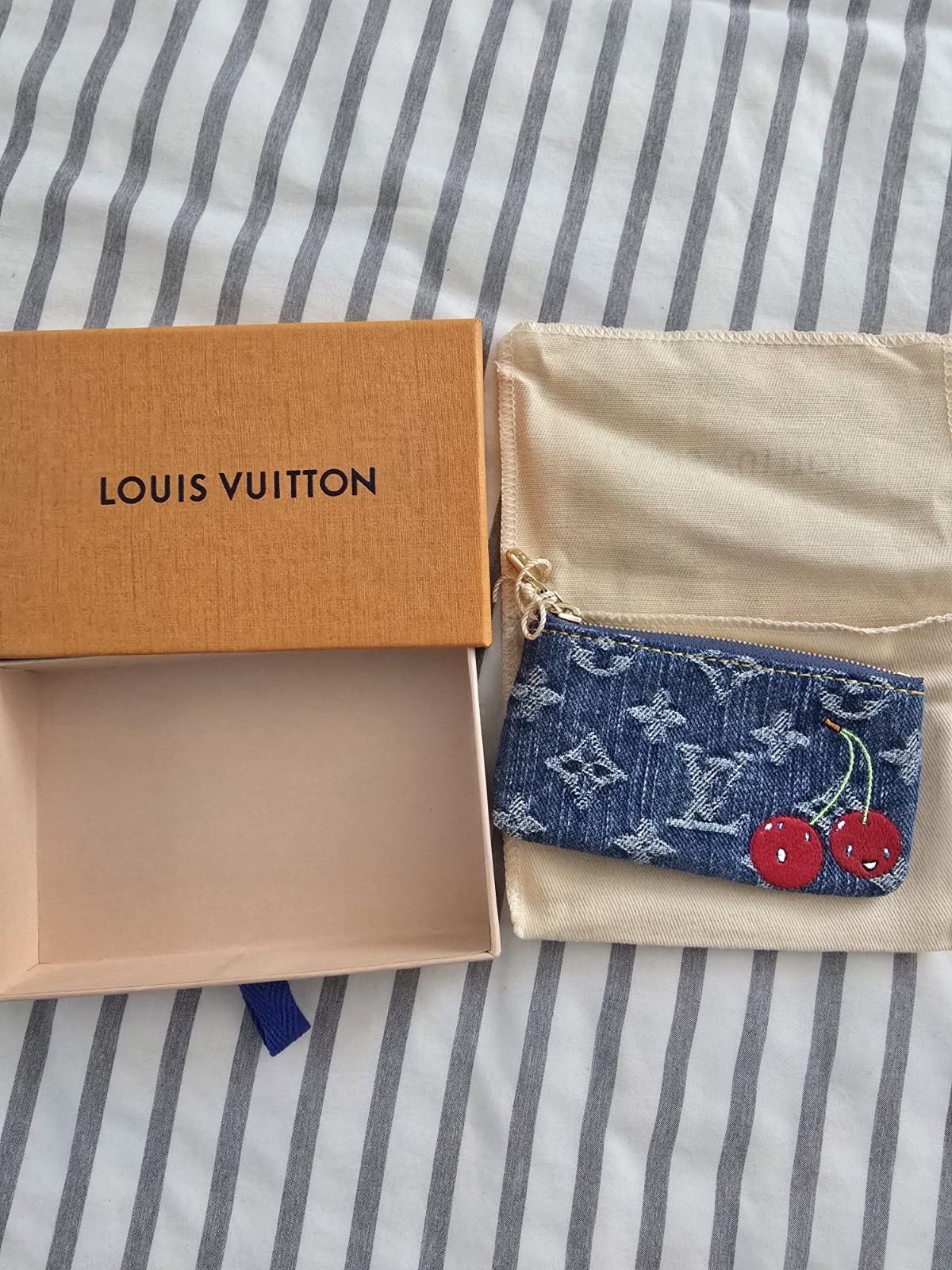 Louis Vuitton Takashi Murakami Cherry Collection Coin Card Case Demin Monogram image 3