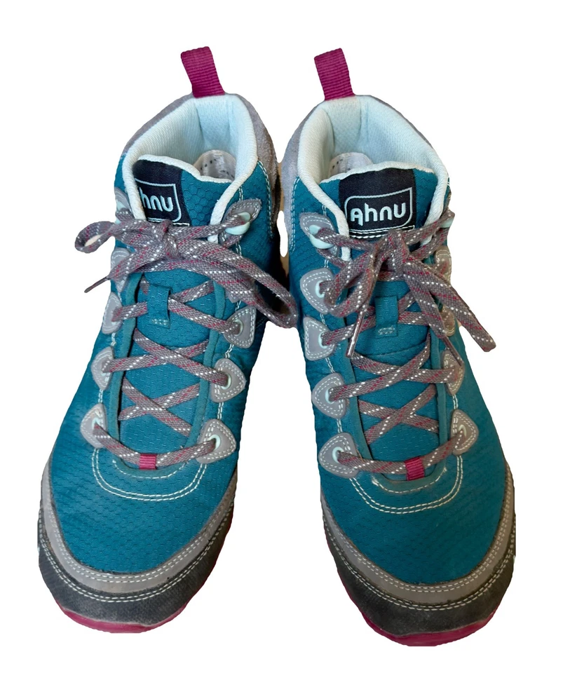 Botas de senderismo impermeables Ahnu Sugarpine para mujer talla 6,5 verde azulado Vibram Foto 2 de 4