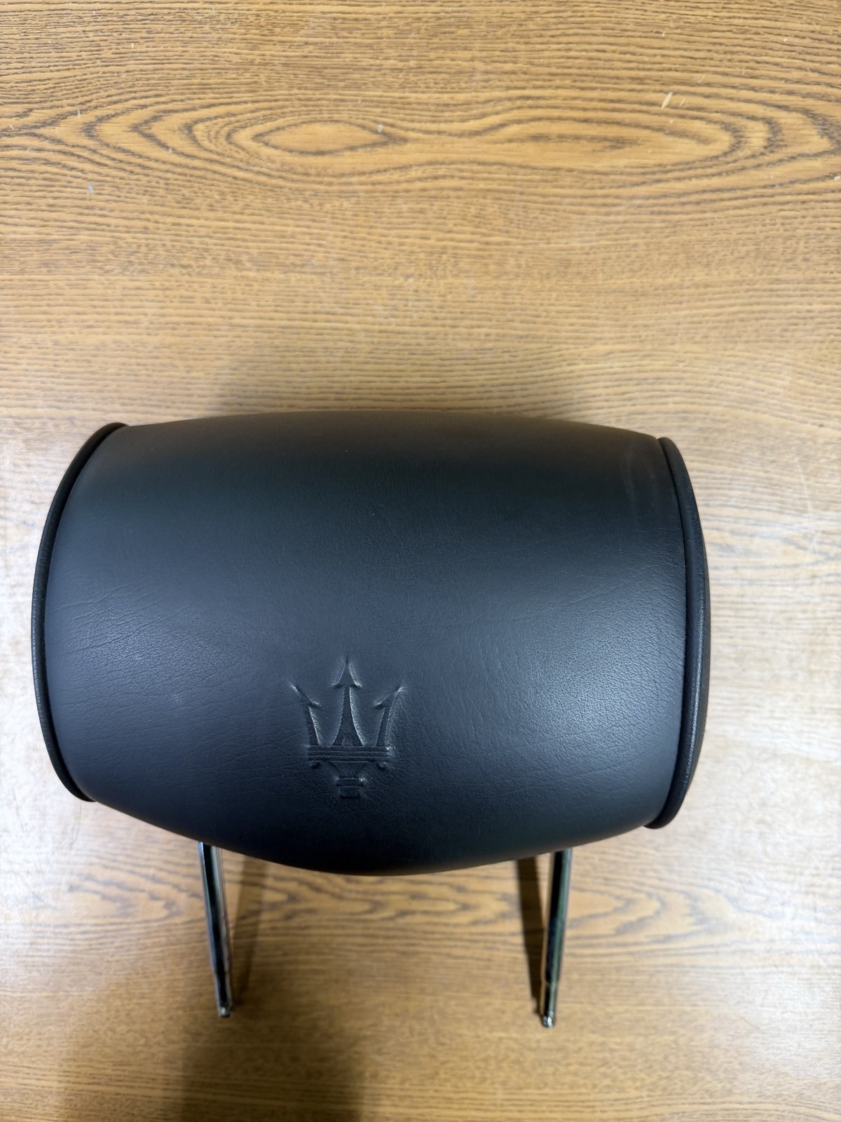 2003-2013 Maserati Quattroporte Left or Right Front Seat Headrest Head Rest OEM