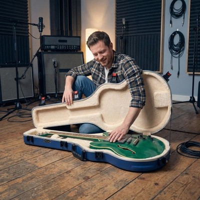 Crossrock Scratch-resistant Case for 335 Style Semi-Hollow Electric Guitars