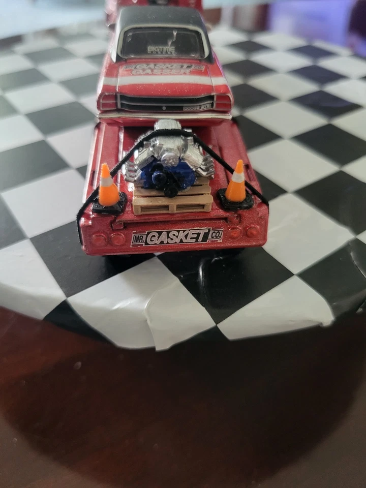 1966DODGE 1/64 SCALE L600 COE TRUCK DIORAMA DIECAST 69 DODGE DART GTX & TRAILER  - Image 2 of 4