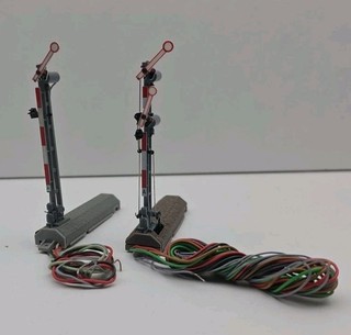 Fleischmann N 9205/06 2er Set Form Hauptsignal 1 u.2 flügelig aus Anlagenrückbau