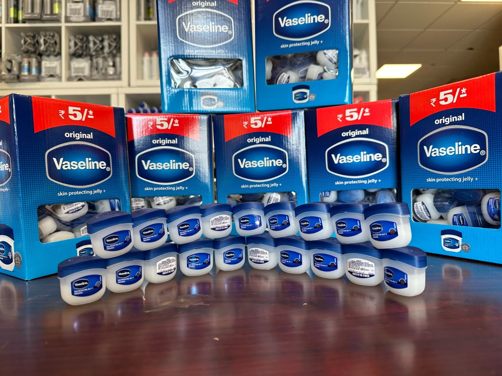 Vaseline ORIGINAL Pure Skin Jelly, 0.25 OZ/5.5 Grams, Counter Display