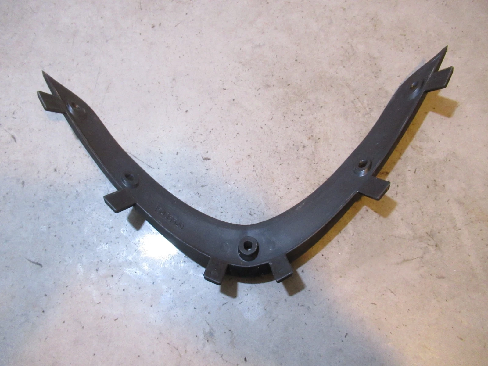 Polaris RMK 600 Retainer Windshield 2007