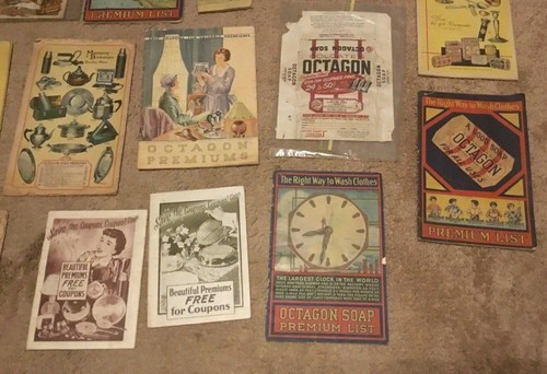 COLLECTION OF VINTAGE ANTIQUE ADVERTISING OCTAGON SOAP COUPONS & CATALOGS - Picture 6 of 12