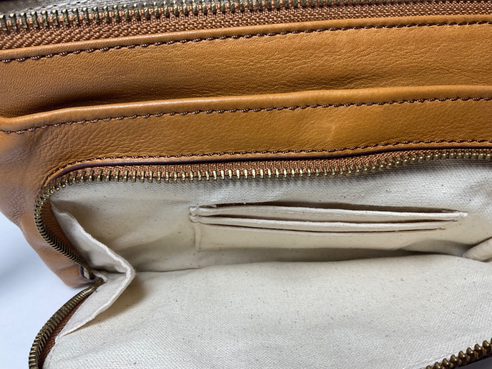Margot New York Leather Saddle Crossbody Purse Pre Owned