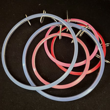 Lot 5 Vintage Spring or Pinch Tension Plastic  Metal Embroidery Hoops 7" and 5"