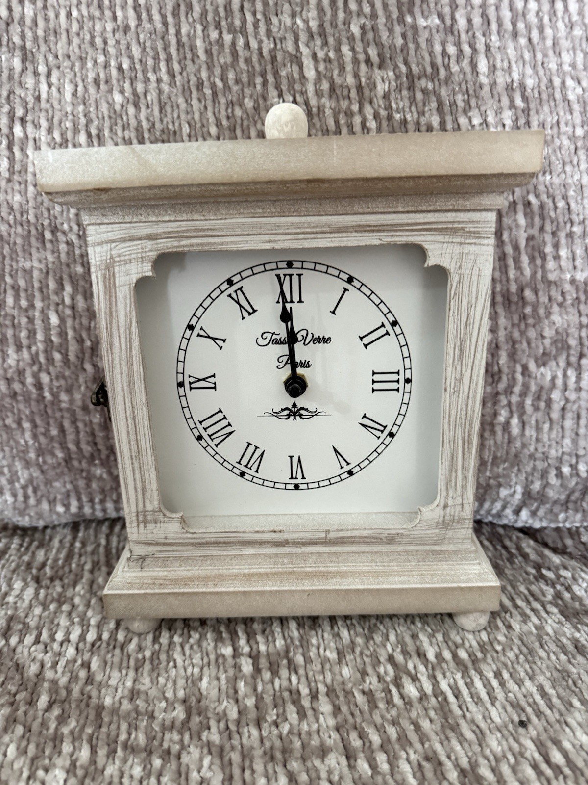 Tasse Verre Rustic Shelf Clock 9"x7" Distressed Tan Farmhous