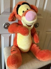 Walt Disney Company Tigger Large Plush 25  Sitting Winnie The Pooh Curled Tail