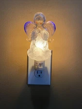 Holiday Winter Ice Sculpture Angel Switch  Night Light 6.5” Acrylic Vintage