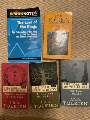 Lot of 5 books - Lord of the Rings, and Hobbit,  Sparks Notes, J R R Tolken