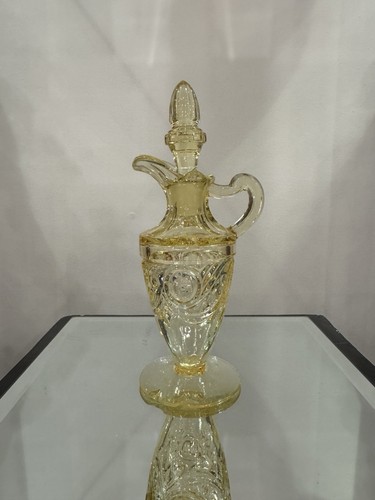 Heisey Sahara Ipswich Cruet, Damaged - Picture 1 of 8