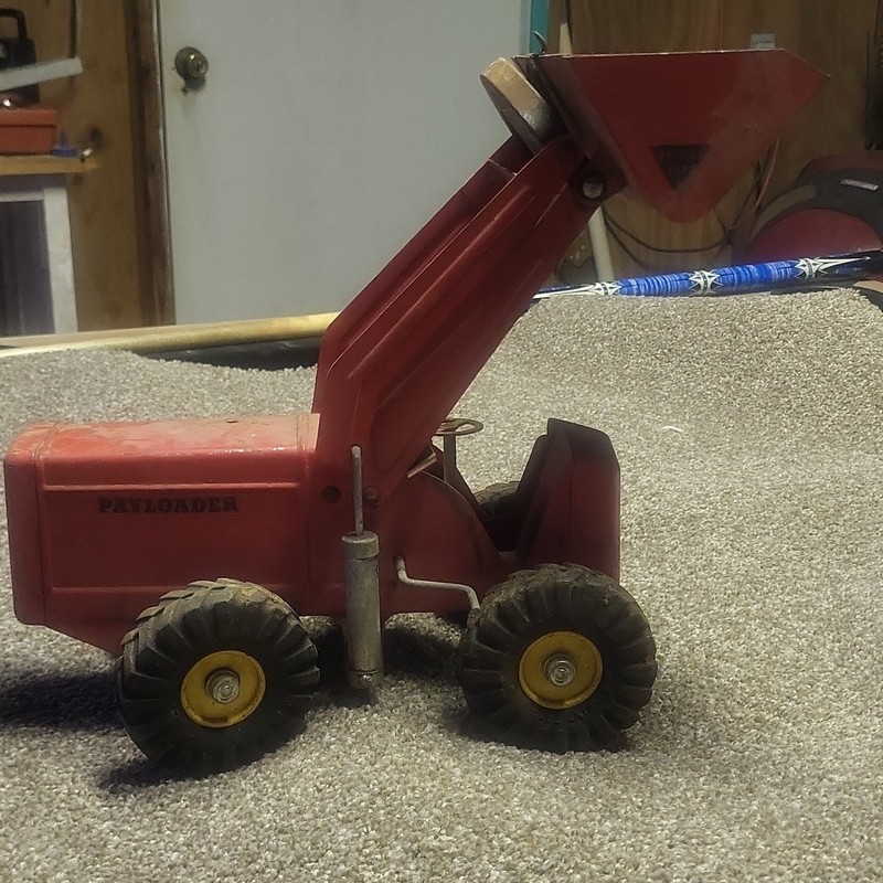 ANTIQUE HOUGH  NY- LINT TOYS PAYLOADER