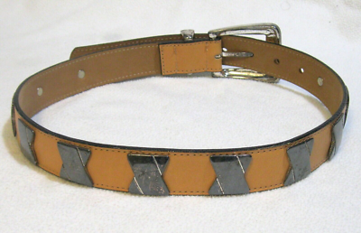 VTG - Streets Ahead Tan Brown Silver Concho Leather Belt  display picture 3