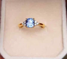 Blue Sapphire Engagement RingCornflower Blue Sapphire Radiant Cut 10K solid GOLD