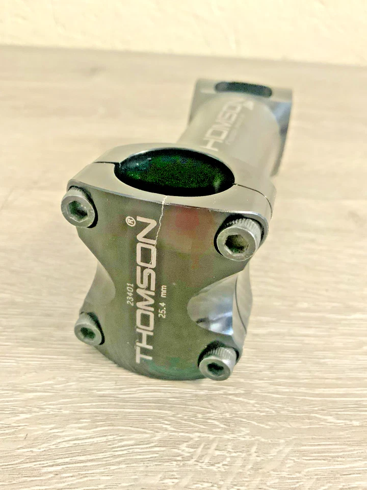 THOMSON ELITE VÁSTAGO SIN ROSCA 120 MM 1 1/8 PULGADAS 25,4 MM ABRAZADERA 210 GRAMOS Foto 2 de 4