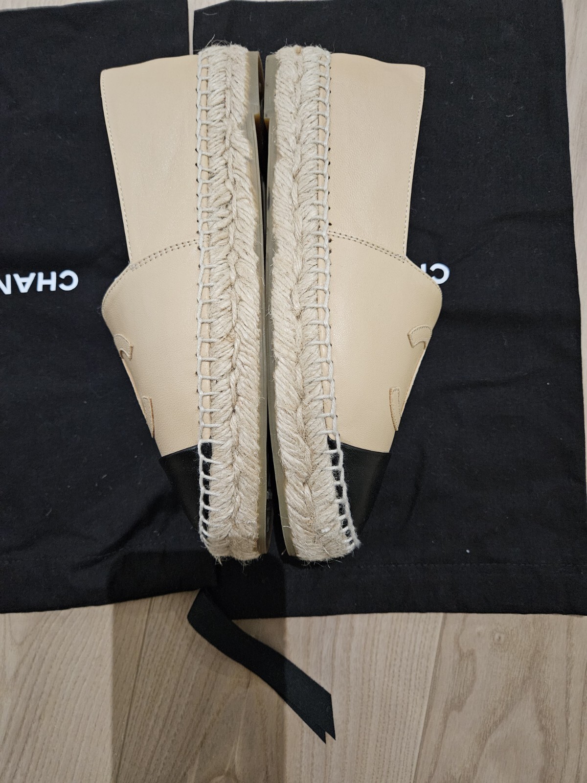 Chanel Espadrilles Beige & Black Lambskin Leather Size 35 image 3