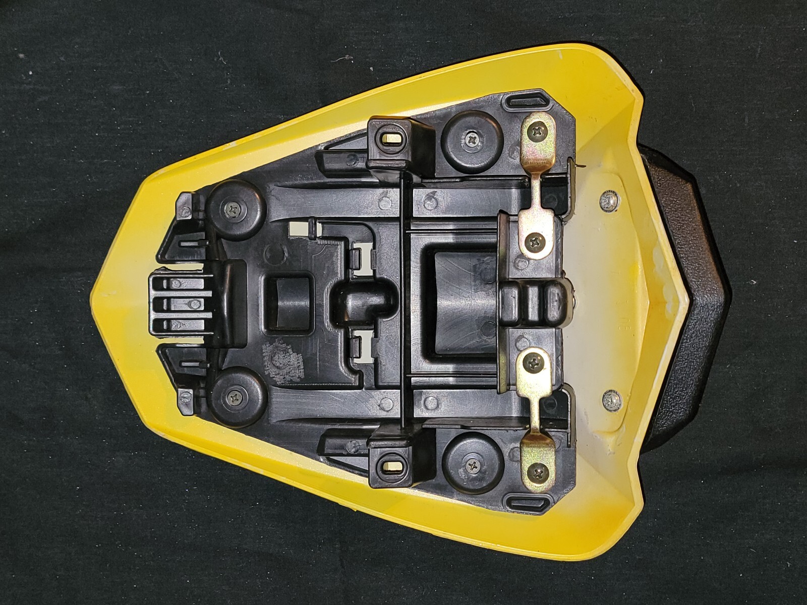 OEM Yamaha YZFR1 YZF R1 0911 Rear Passenger Solo Seat Cowl Cover