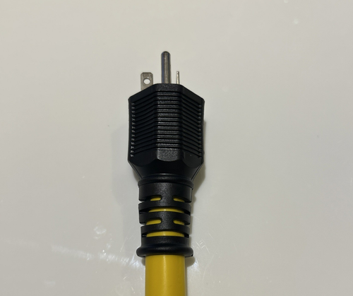 ONETAK NEMA 6-20P a L6-30R 240V 20A / Enchufe macho de 3 clavijas para bloqueo giratorio / 1 pie - Imagen 9 de 11