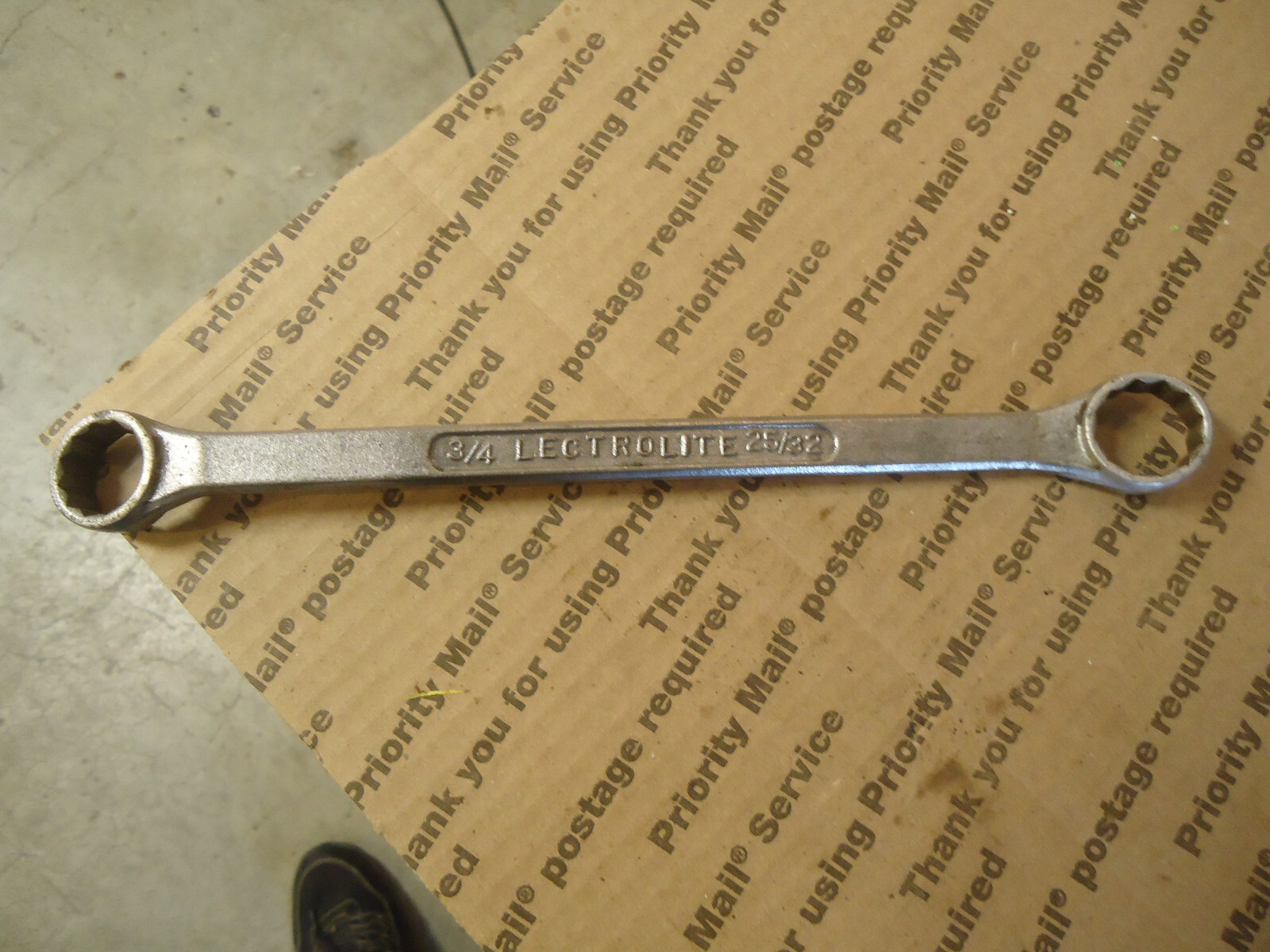 Lectrolite 11 16 X 3 4 12 Point Offset Double Box End Wrench Alloy lectrolite-11-16-x-3-4-12-point-offset-double-box-end-wrench-alloy