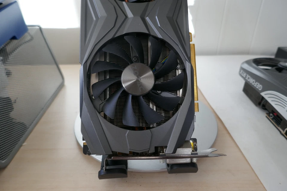 ZOTAC GeForce GTX 1080 Ti 11GB GDDR5X Gaming Graphics Card – 288-1N471-100Z8 - Image 2 of 4